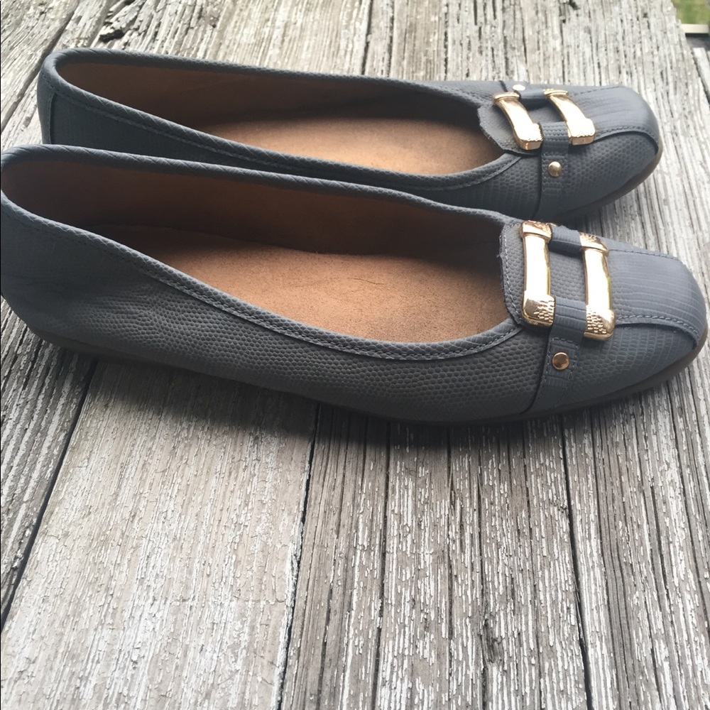 Grey flats with gold accent